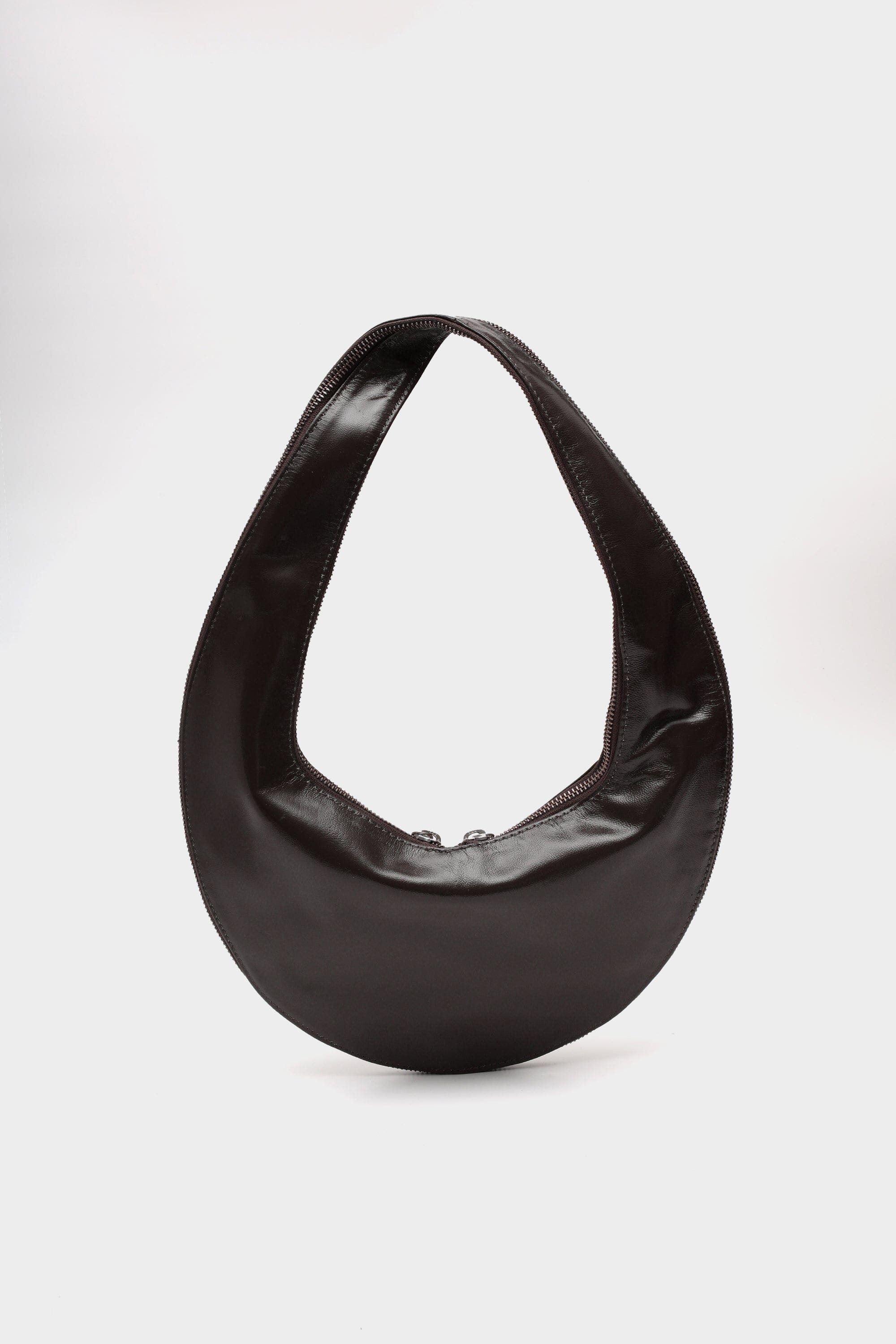 The Sloane Bag with Zipper Details in Mahogany