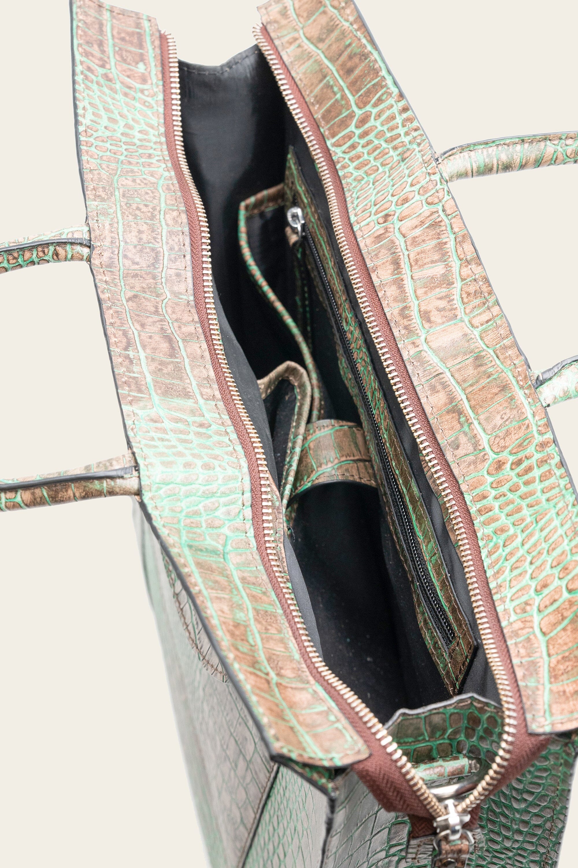 Box Tote Rare Green Size-14