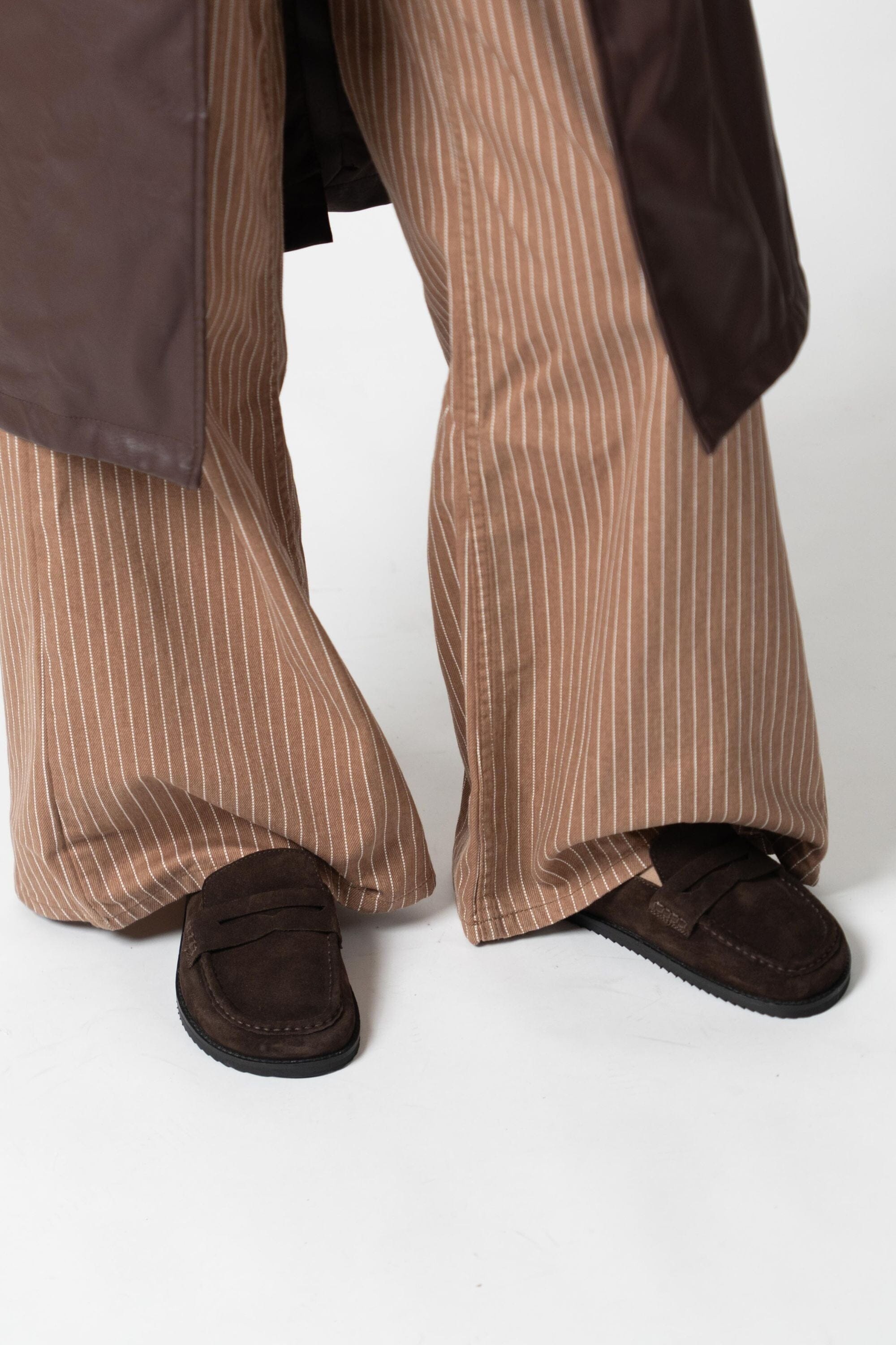 Suede Albas in Umber