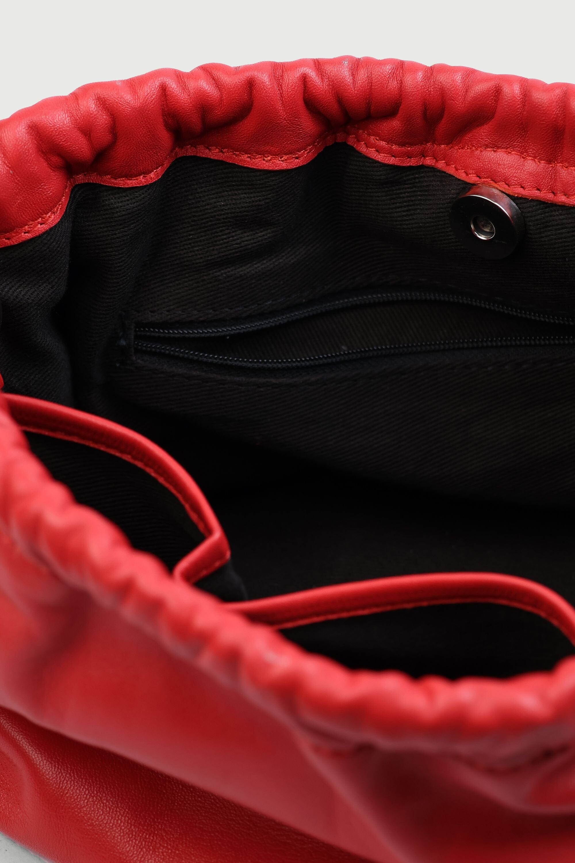 Scrunch in Scarlet