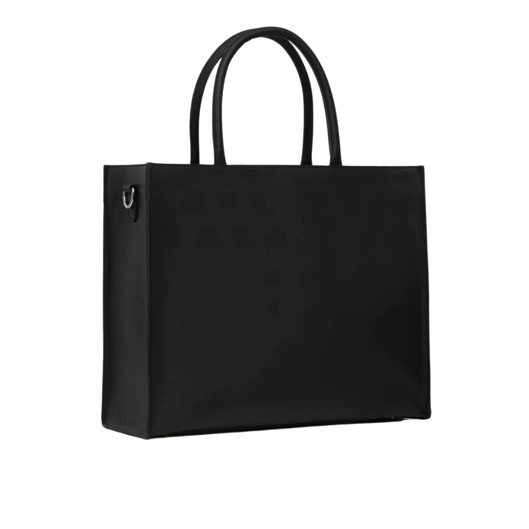 Porto in Black