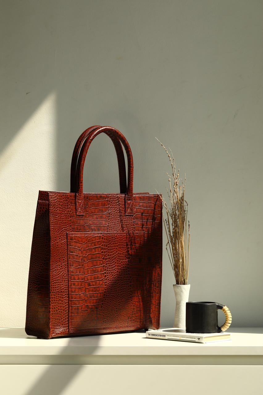 Box Tote Aria