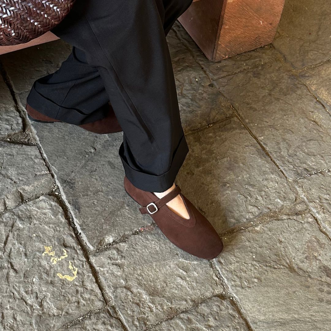 Ballet Flats in Brown Suede