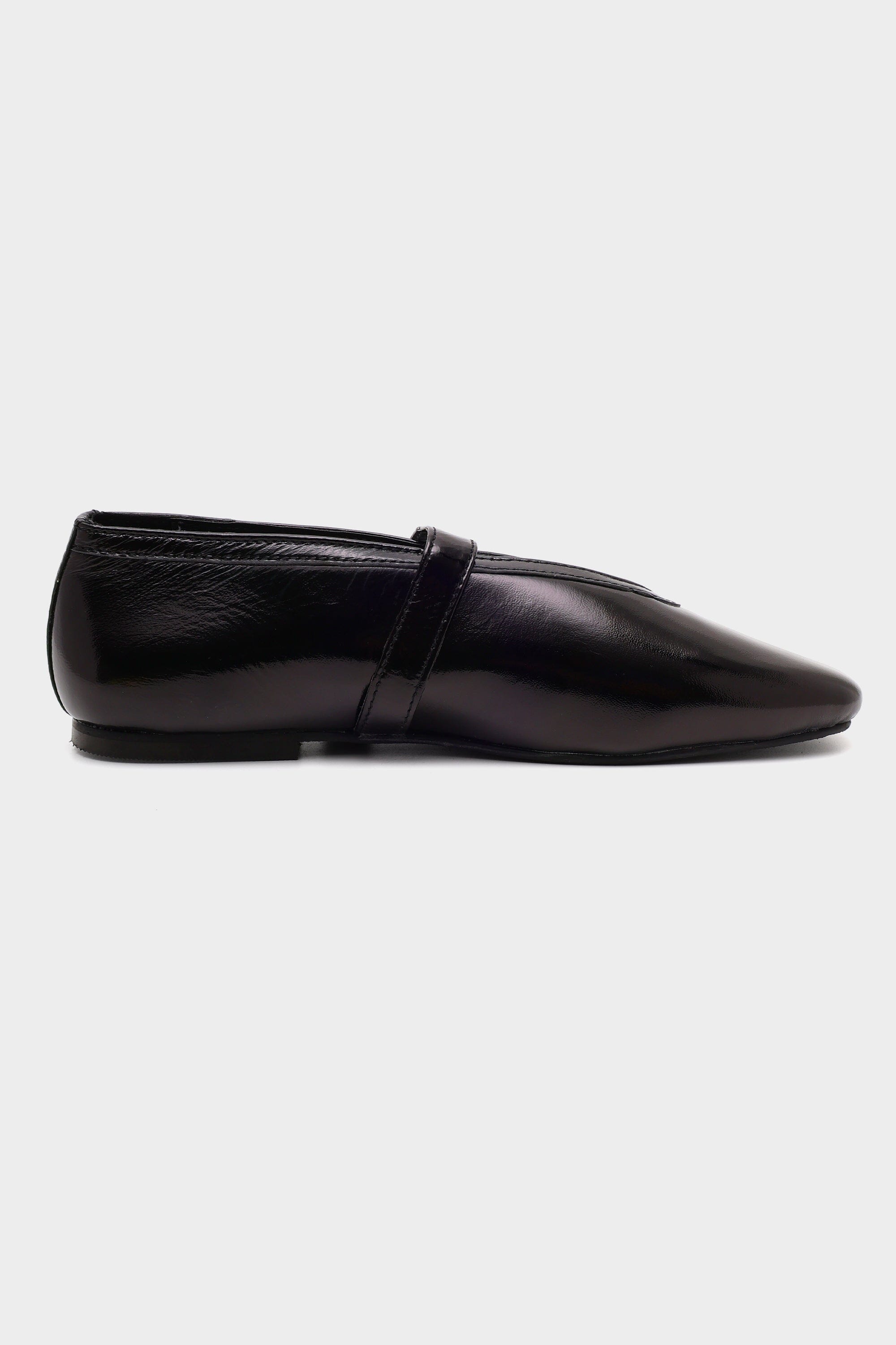Ballet Flats in Black Patent Leather