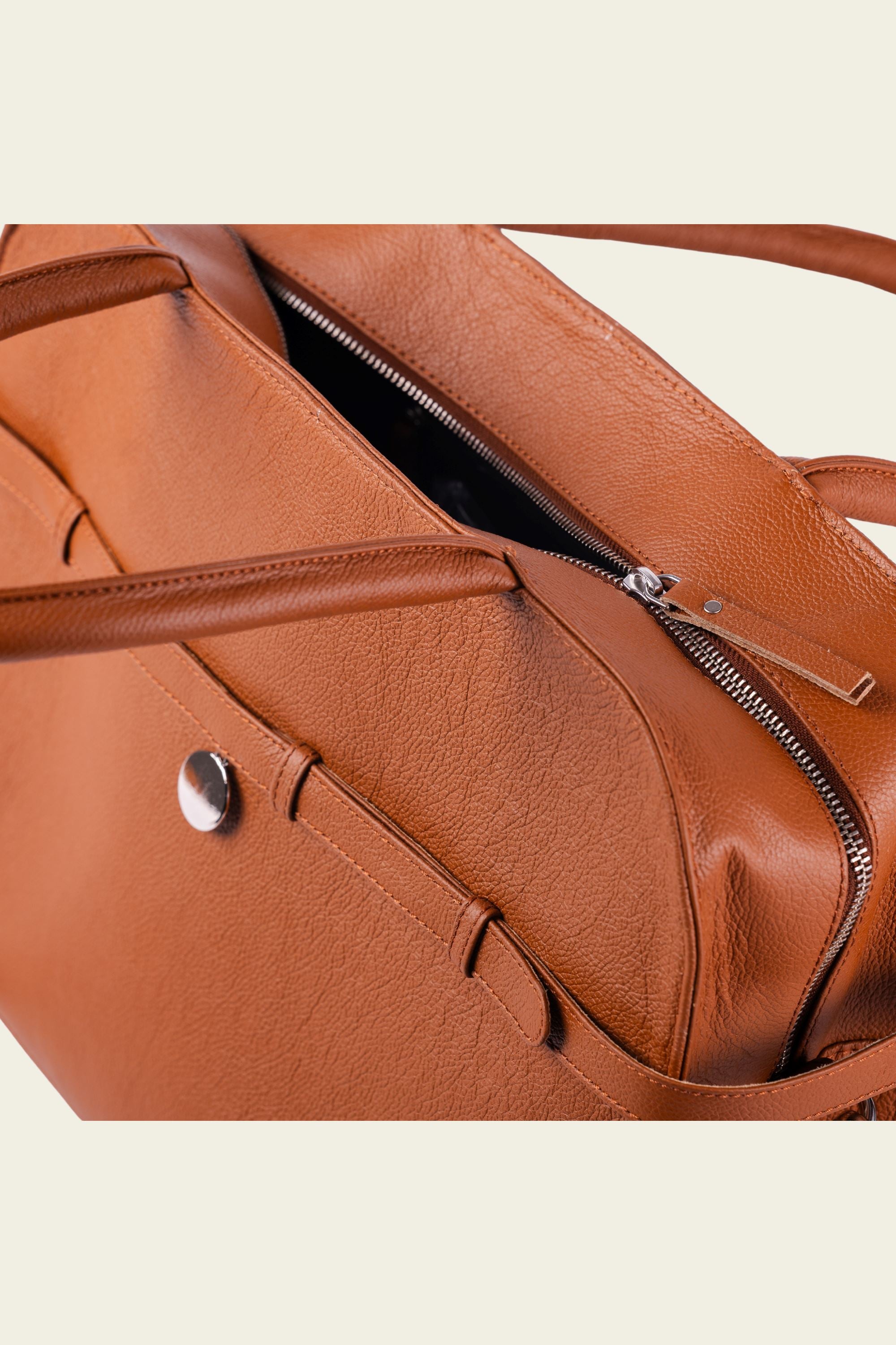 Carryall Tote in Pebbled Terra Leather