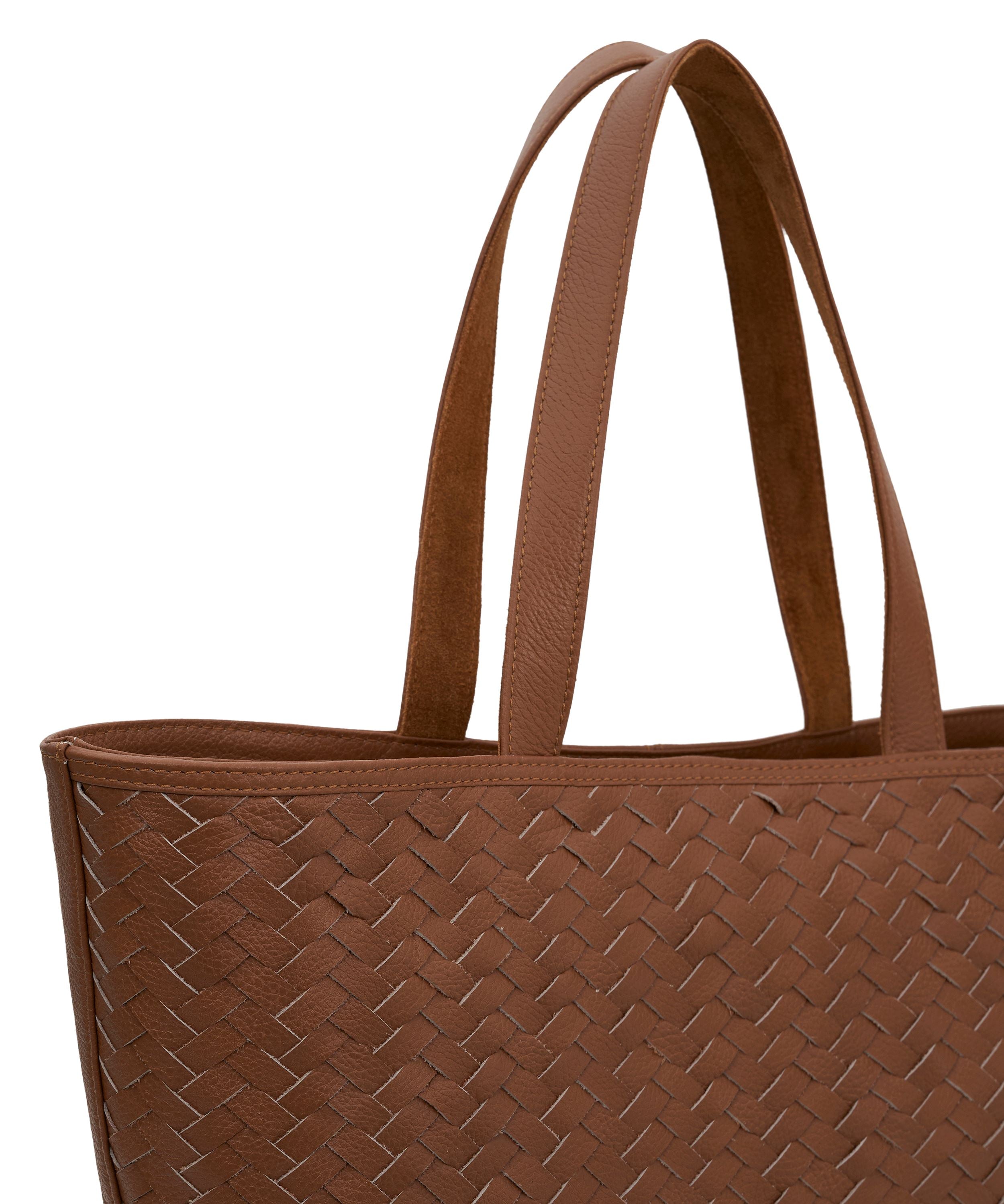 Woven Wonder Carryall in Distressed Tan