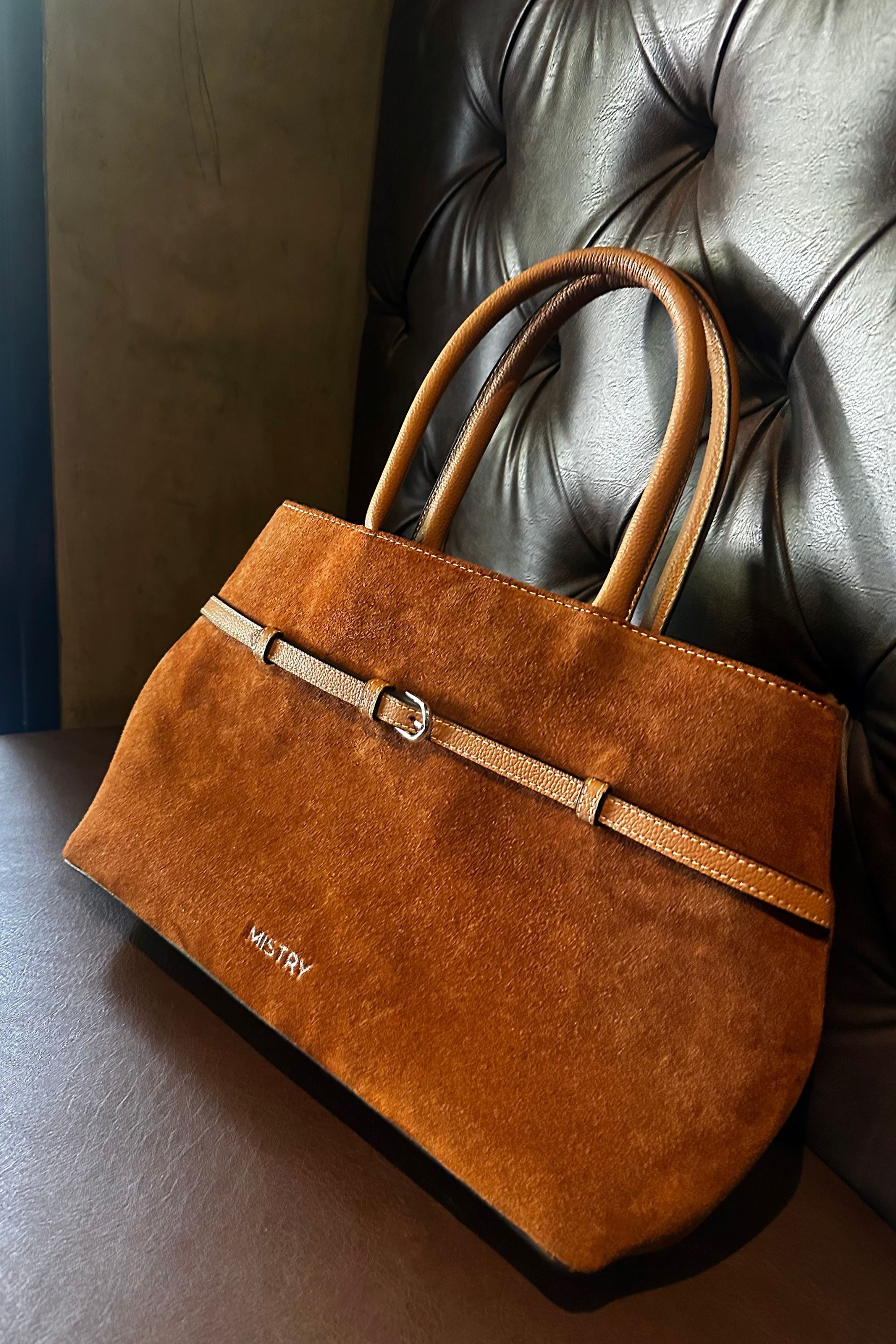 Demi Handbag in Camel Suede