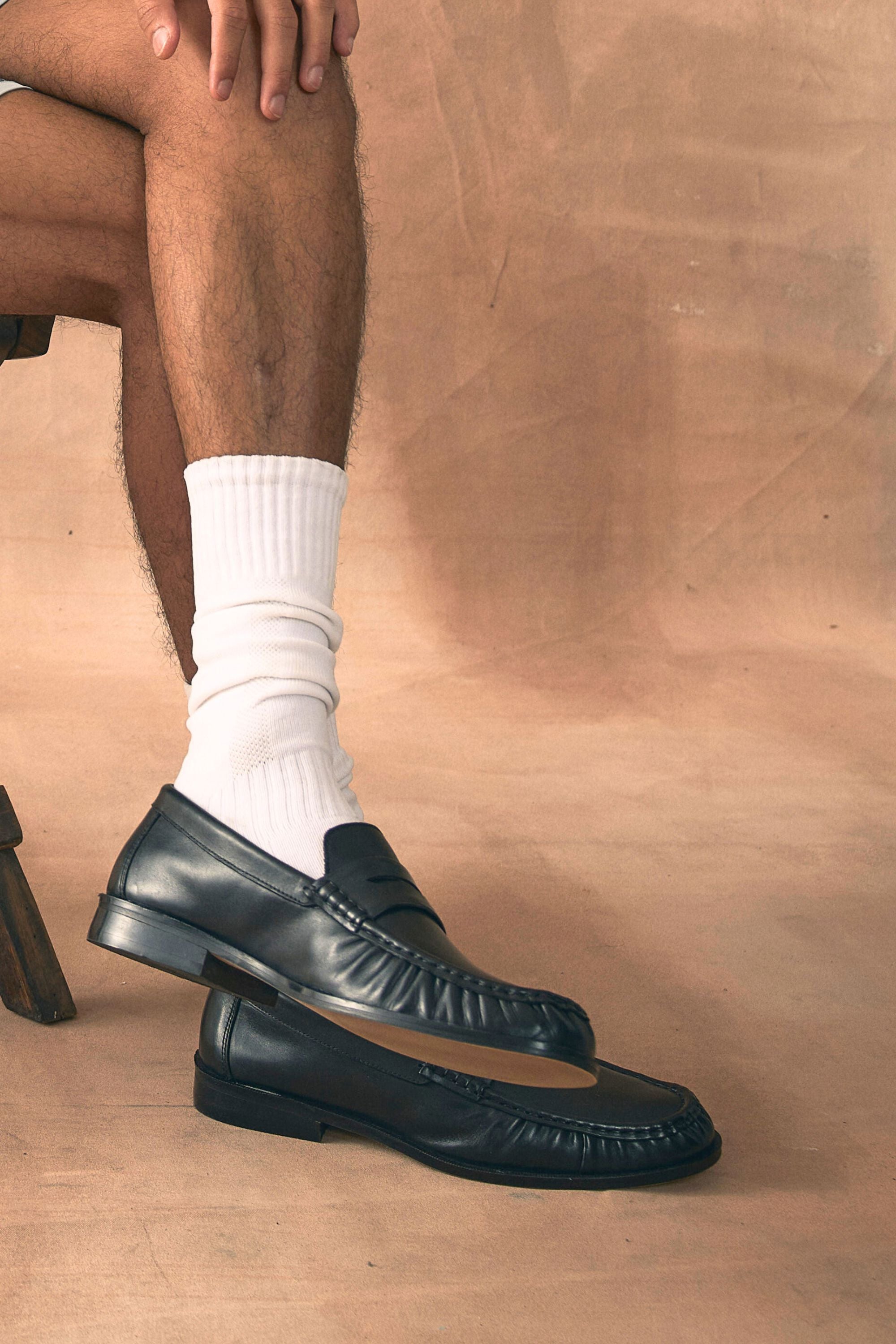 Ruche Penny Loafer in Black