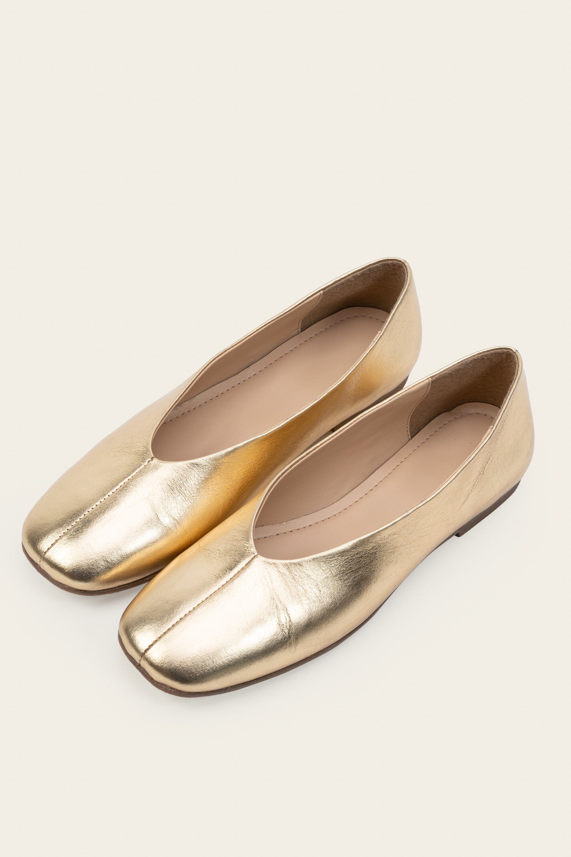 Ballet Flats in Crushed Gold Leather