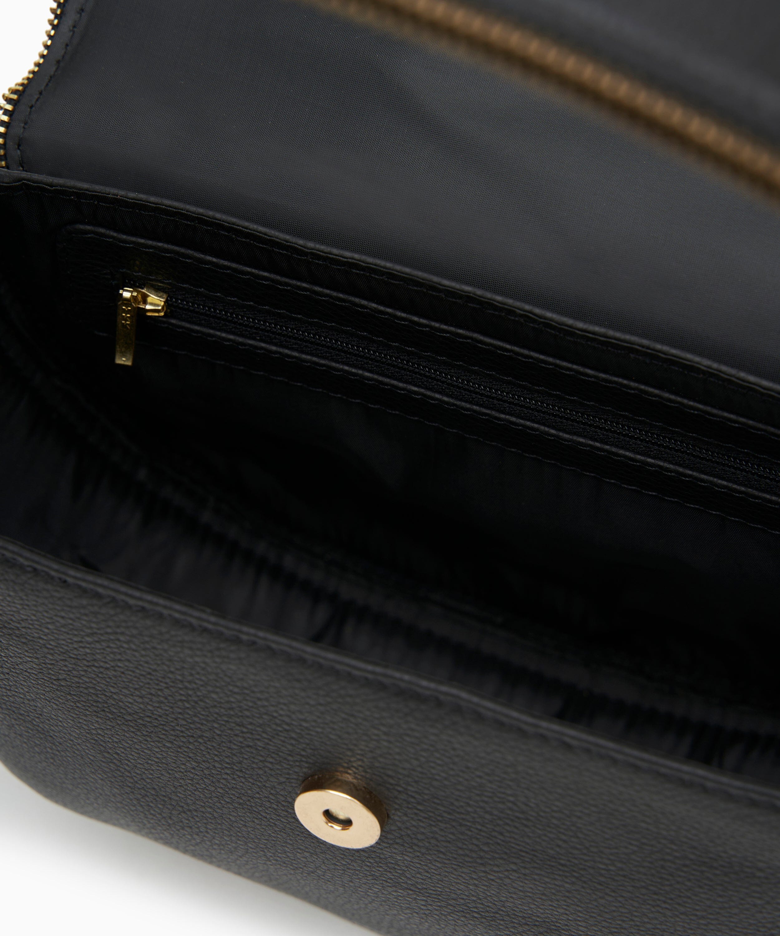 Billie Bag with Zipper Details