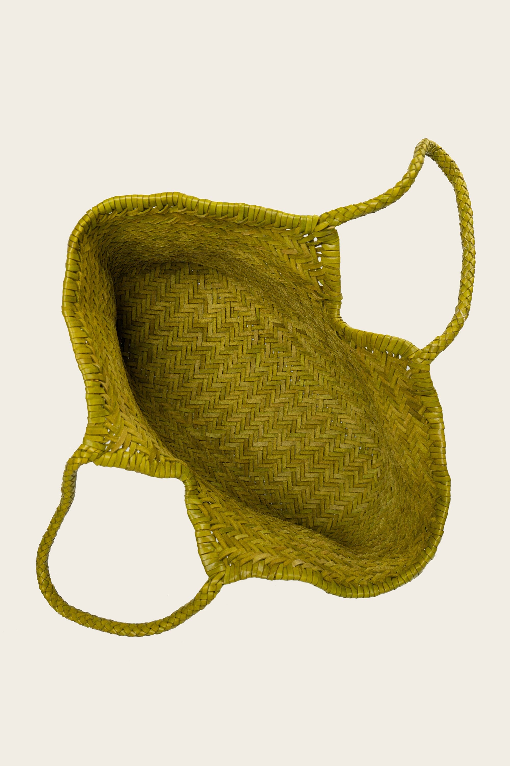 Lever Tote in Bamboo Green Size-16