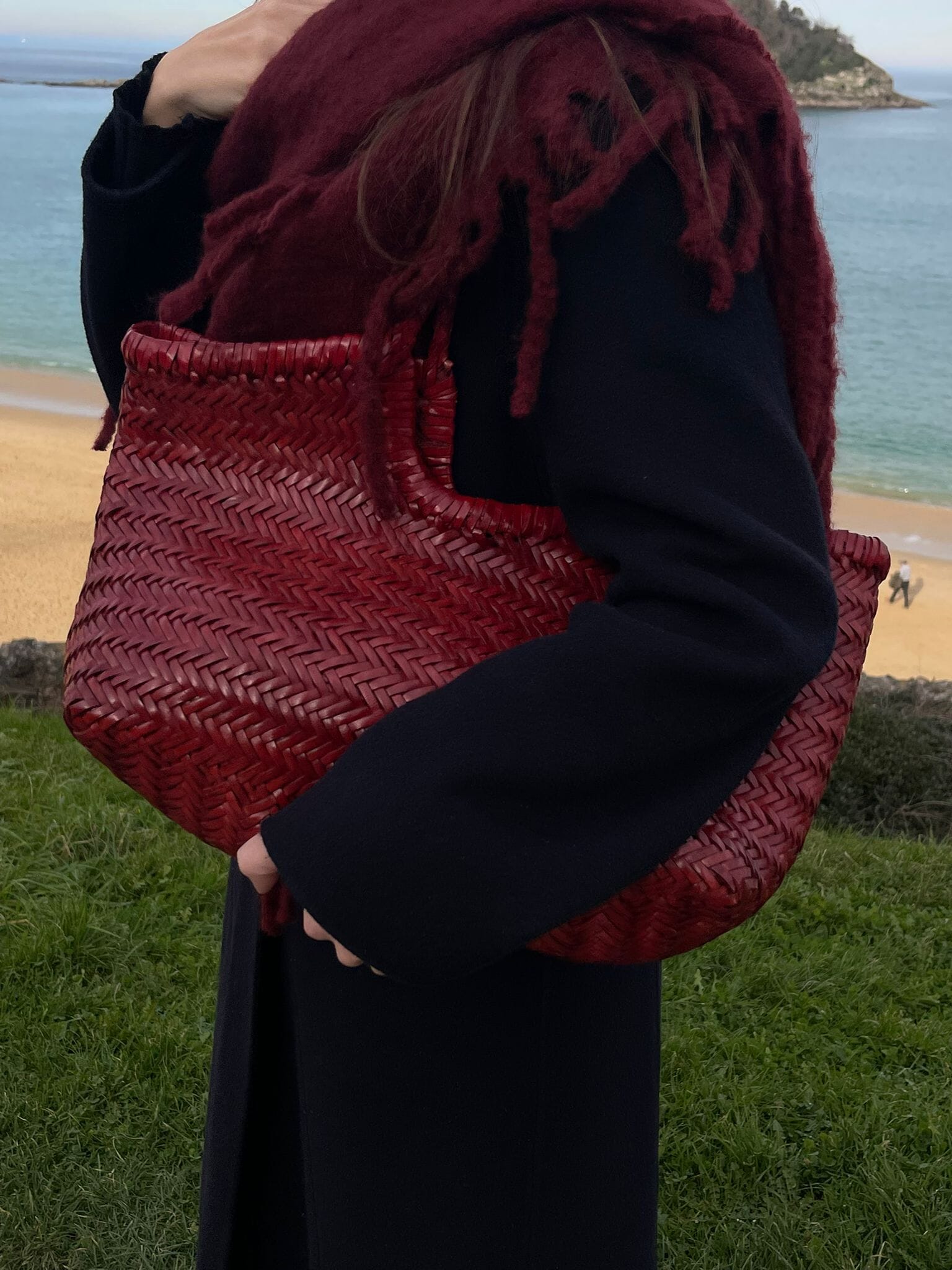 Foyer Tote in Cherry Red Size-16