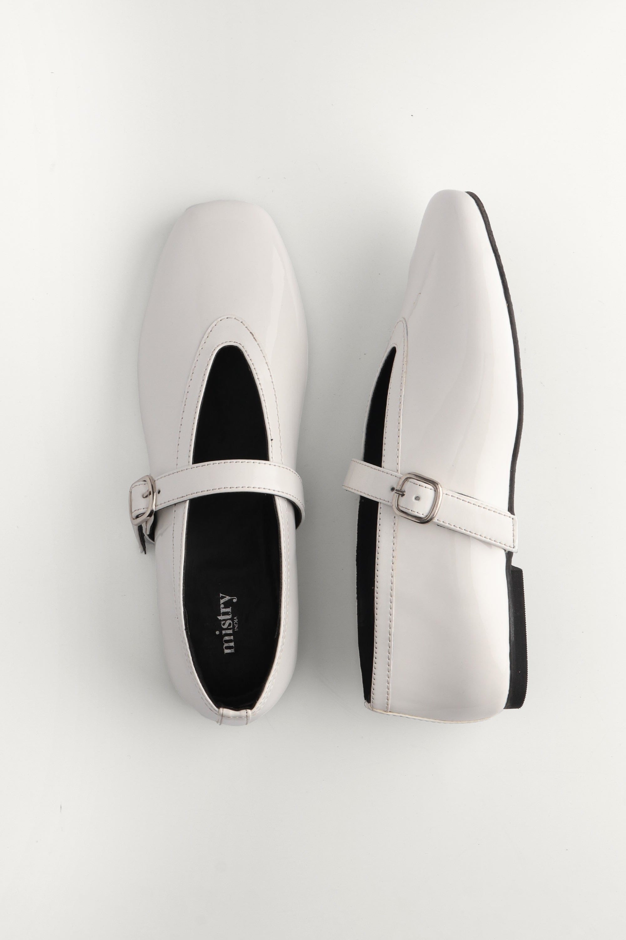 Ballet Flats in Milk White